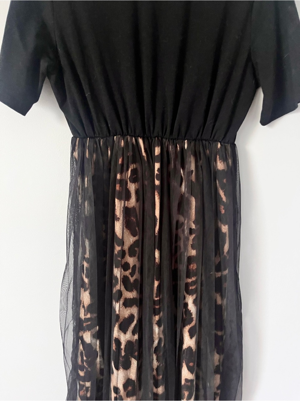 🎉DAZY Black Tulle Overlay Short Sleeve Leopard Print Midi Dress - Picture 10 of 16